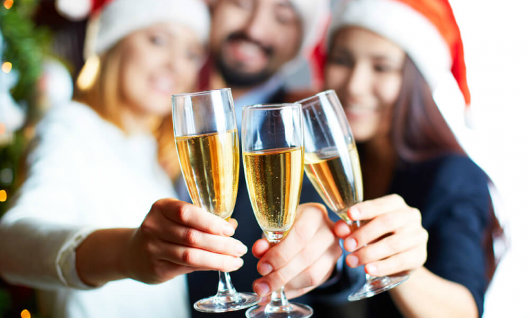 4 Staff Christmas Party Ideas for Your Office